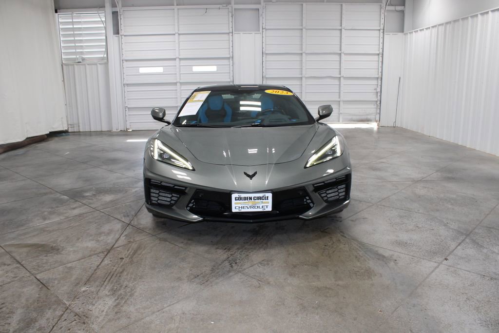 2023 Chevrolet Corvette Stingray 3LT photo 2