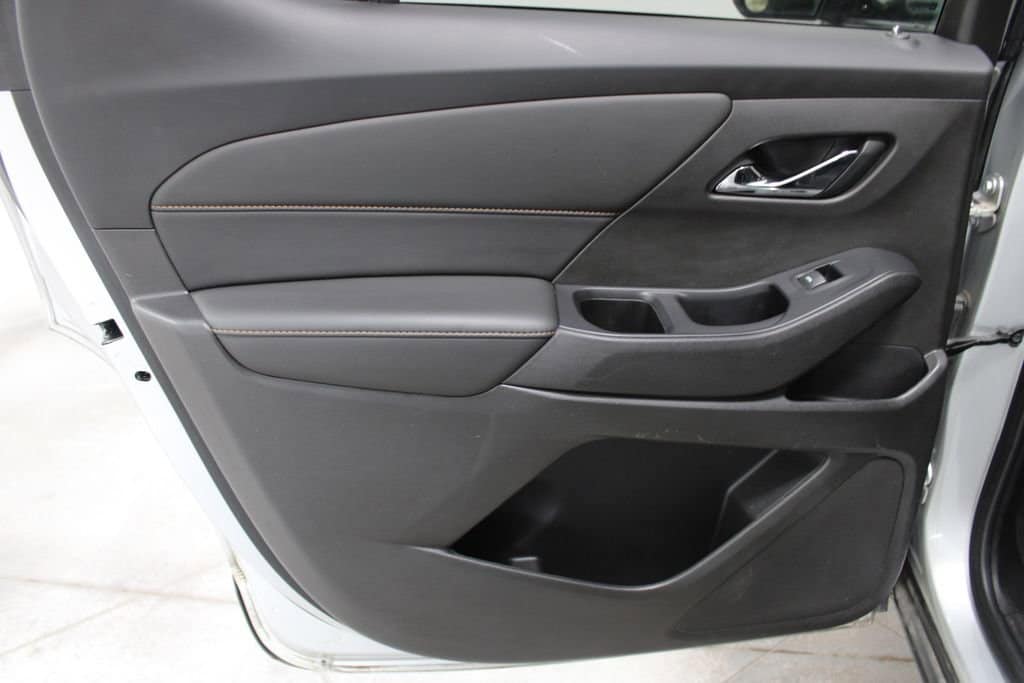 2021 Chevrolet Traverse 1LT - Photo 18