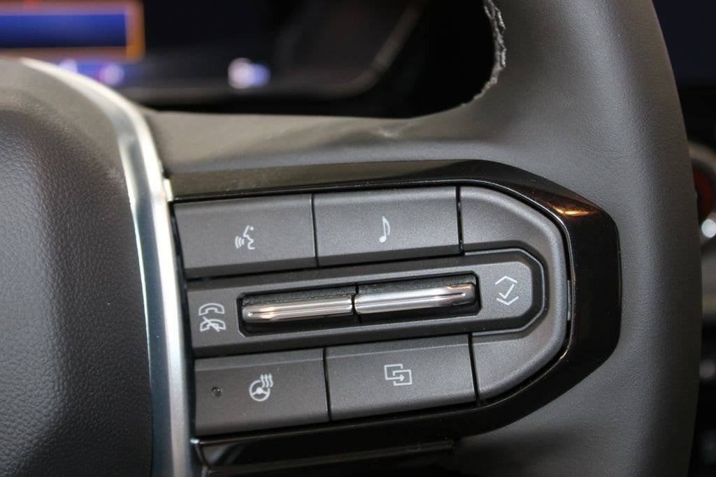 2026 Chevrolet Colorado ZR2 - Photo 40