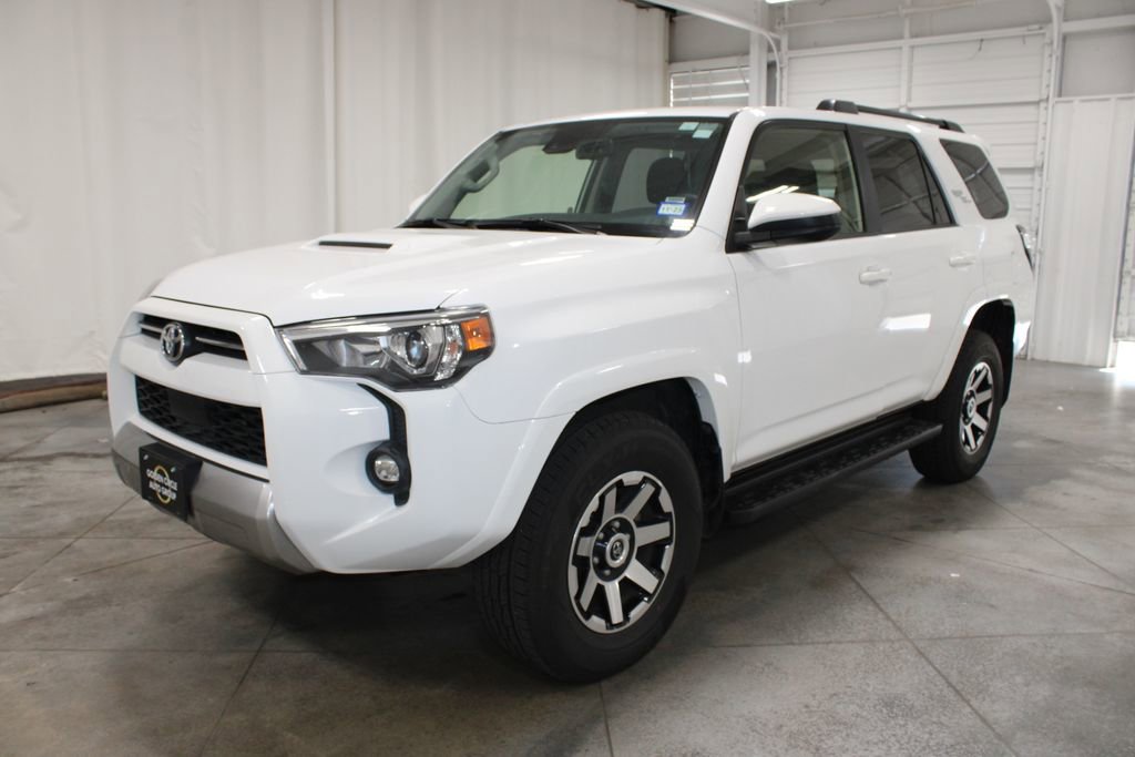 2024 Toyota 4Runner TRD photo 2