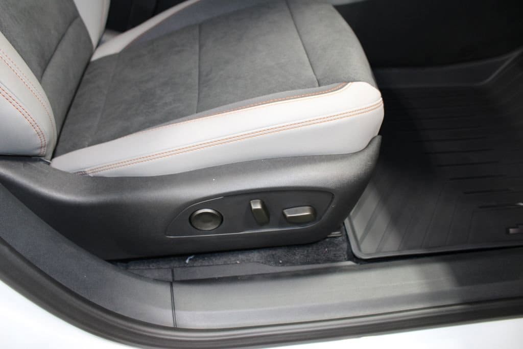 2026 Chevrolet Blazer EV SS - Photo 22