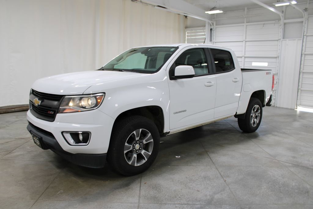 2020 Chevrolet Colorado Z71 photo 2