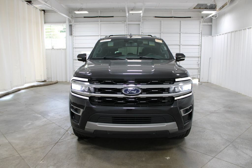 Used 2024 Ford Expedition Limited