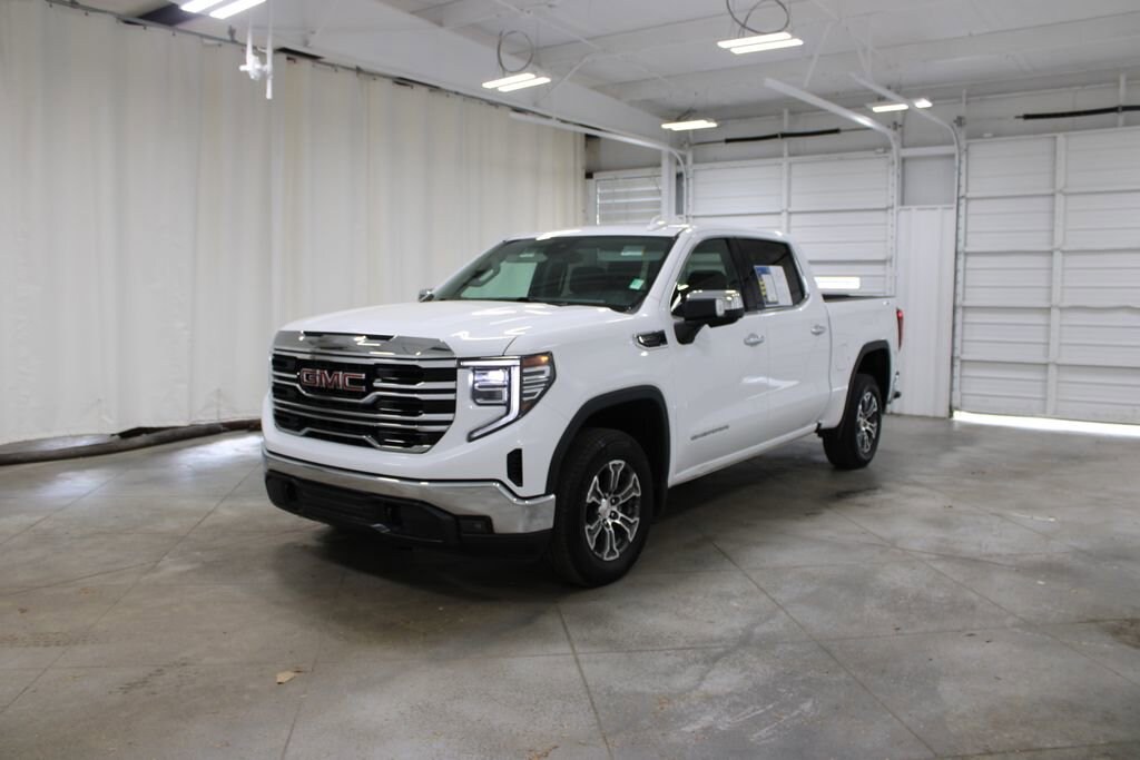 Used 2025 GMC Sierra 1500 SLT Truck