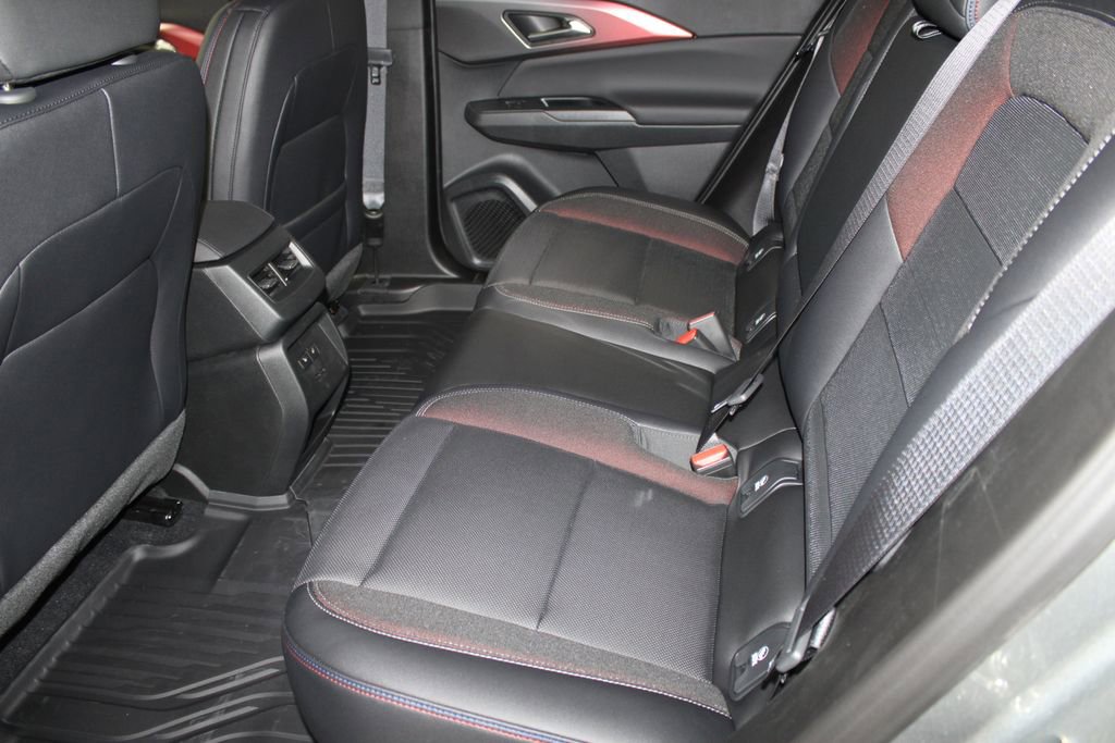 2026 Chevrolet Equinox EV RS - Photo 21