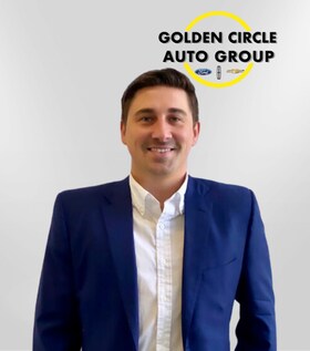 Staff member Dameon Nowlin from 17f0ab69253b