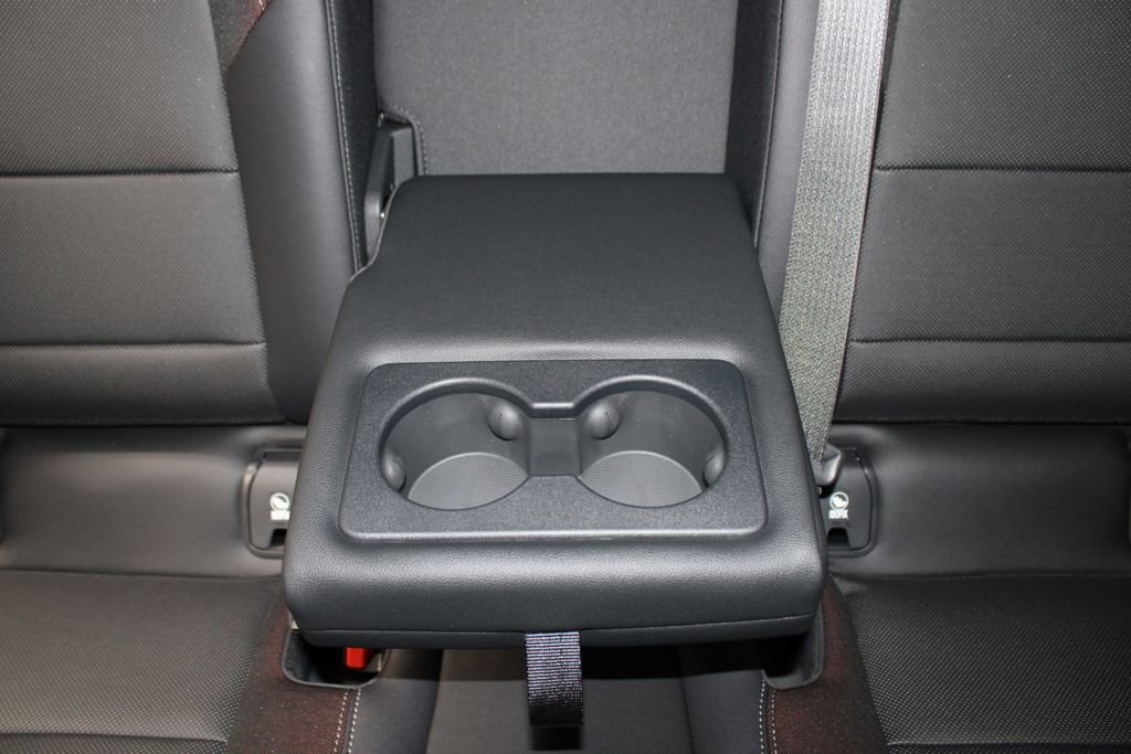 2026 Chevrolet Equinox EV RS - Photo 35