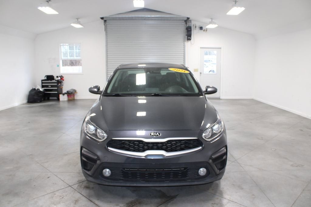 Used 2021 Kia Forte FE with VIN 3KPF24AD0ME342610 for sale in Lexington, TN