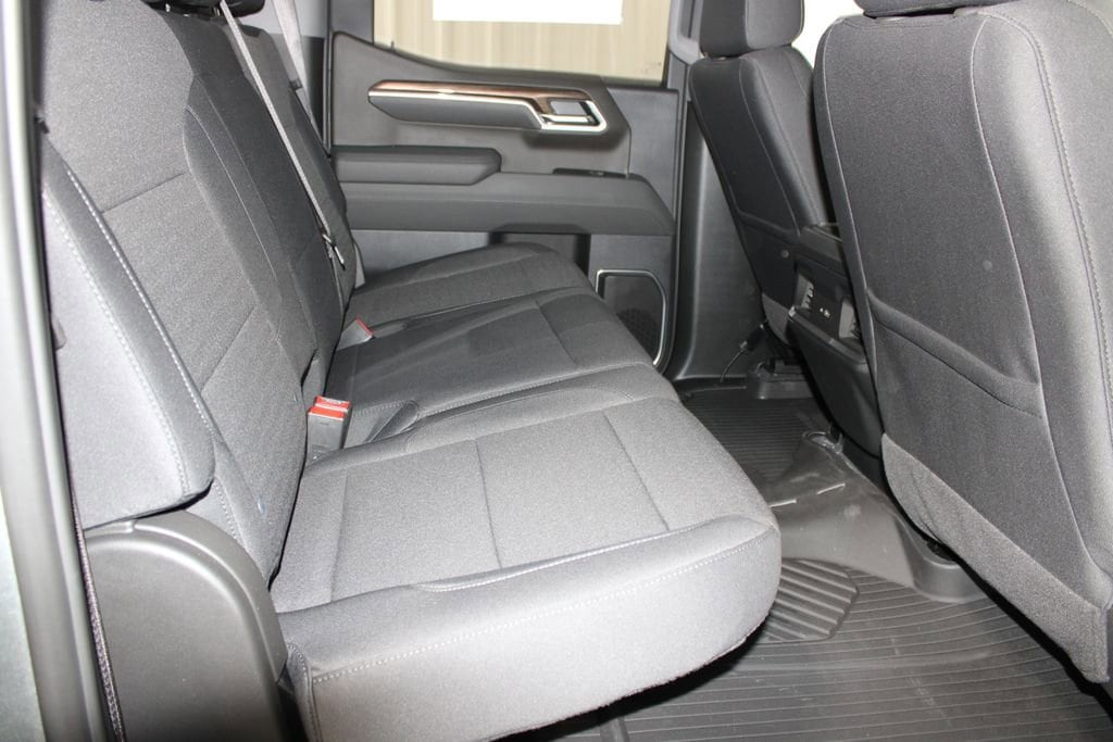 2026 Chevrolet Silverado 1500 RST - Photo 38