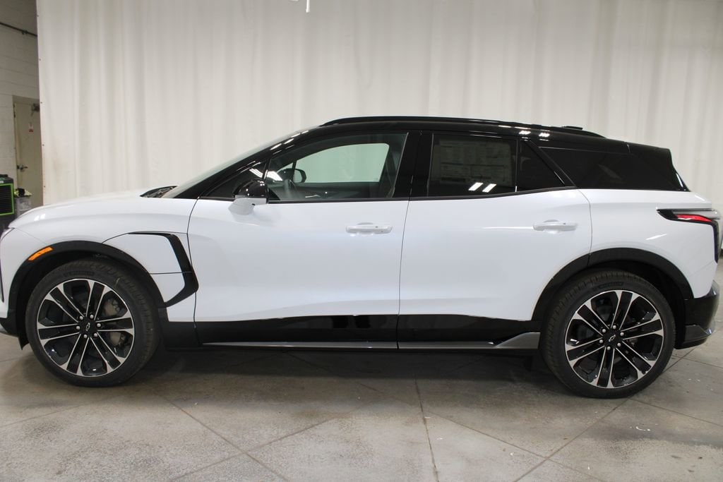 2026 Chevrolet Blazer EV SS - Photo 6