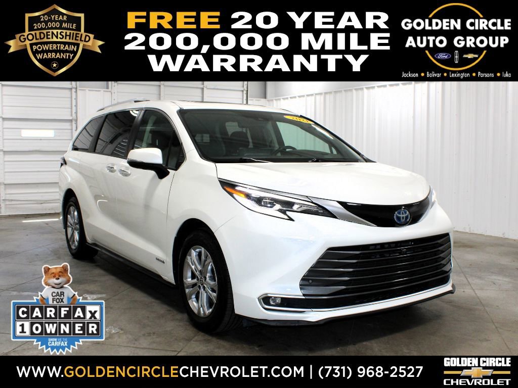 2021 Toyota Sienna Platinum 7-Passenger Hybrid AWD's photo