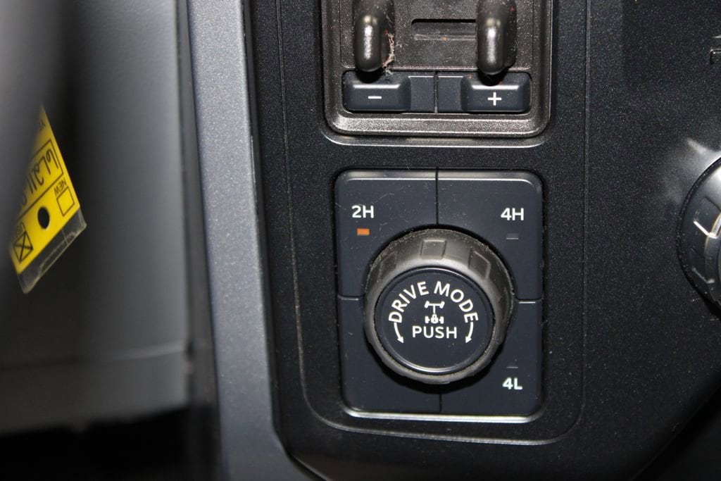 2024 Ford F-150 XLT - Photo 40