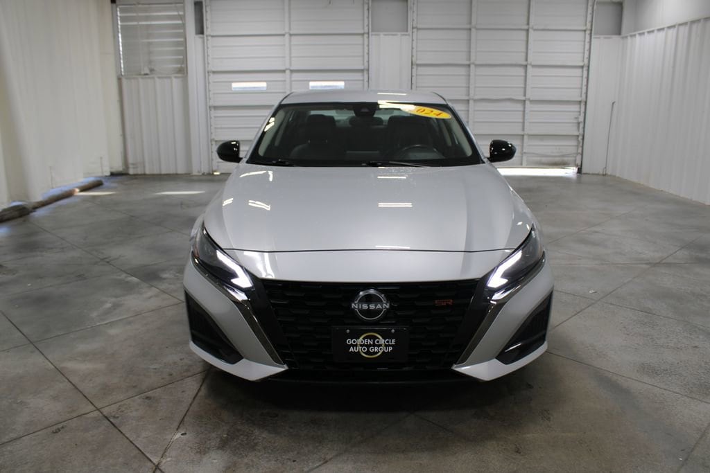Used 2024 Nissan Altima 2.5 SR