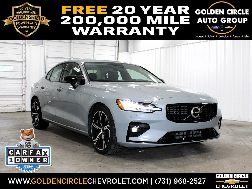 2024 Volvo S60 B5 Core Dark Theme's photo