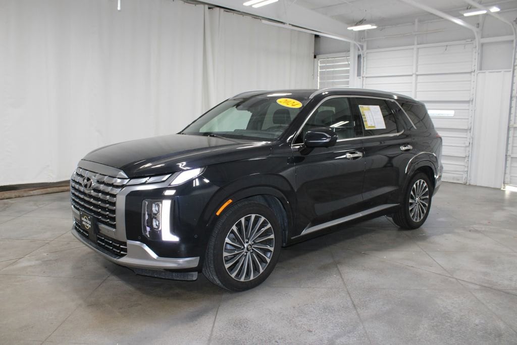 Used 2024 Hyundai Palisade Calligraphy