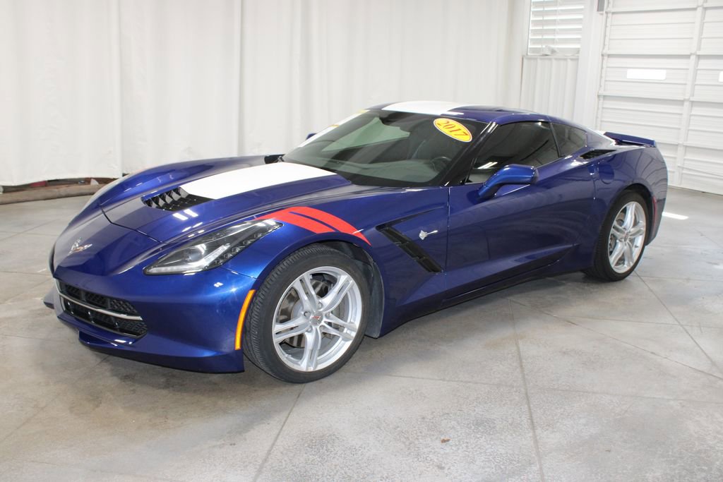 2017 Chevrolet Corvette Stingray 1LT photo 3