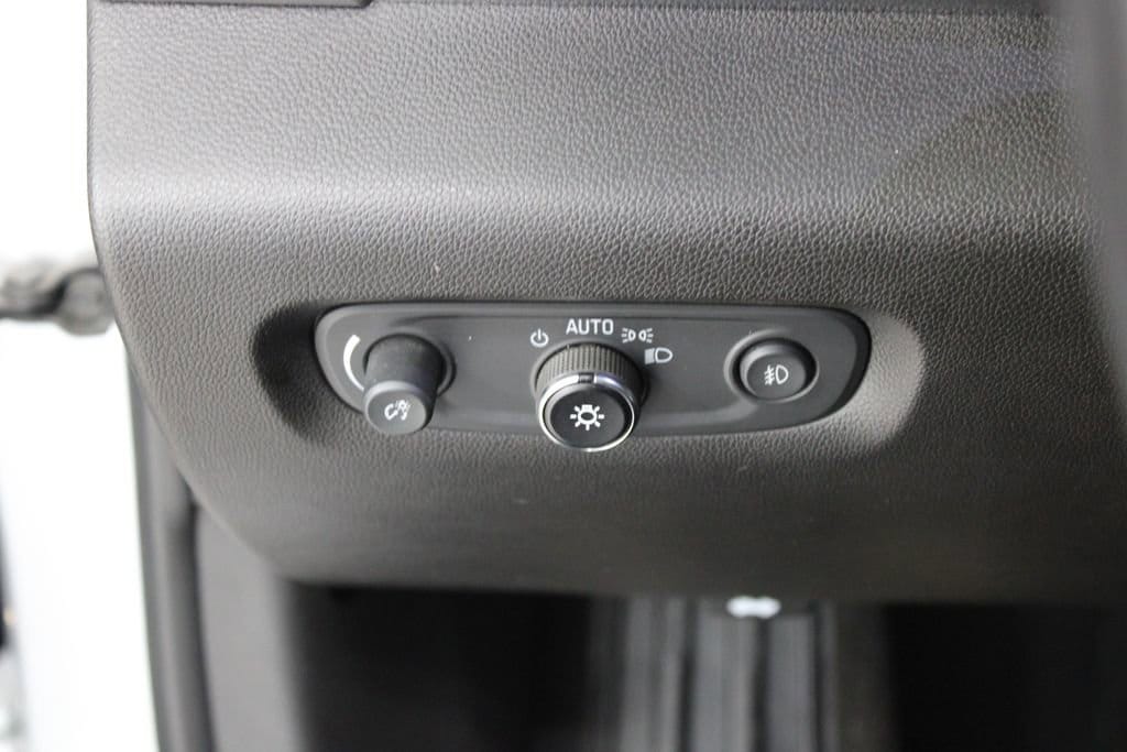 2021 Chevrolet Traverse 1LT - Photo 34