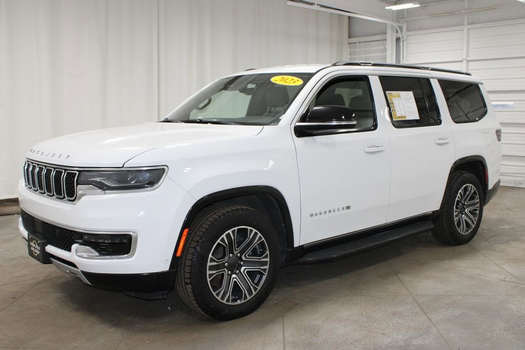 Used 2023 Jeep Wagoneer Series II
