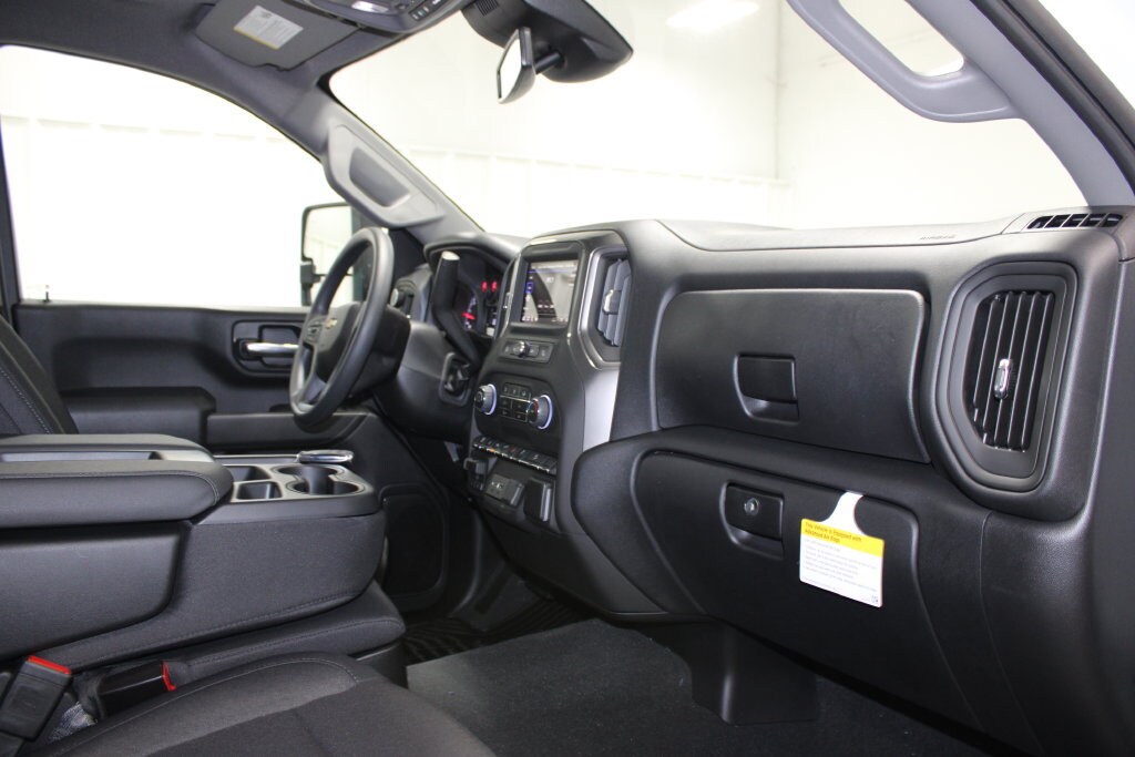 2026 Chevrolet Silverado 2500 HD Custom - Photo 32