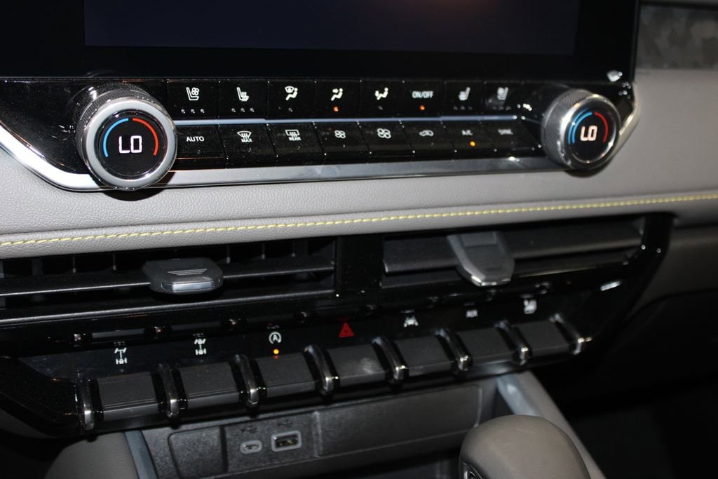 2026 Chevrolet Colorado ZR2 - Photo 49