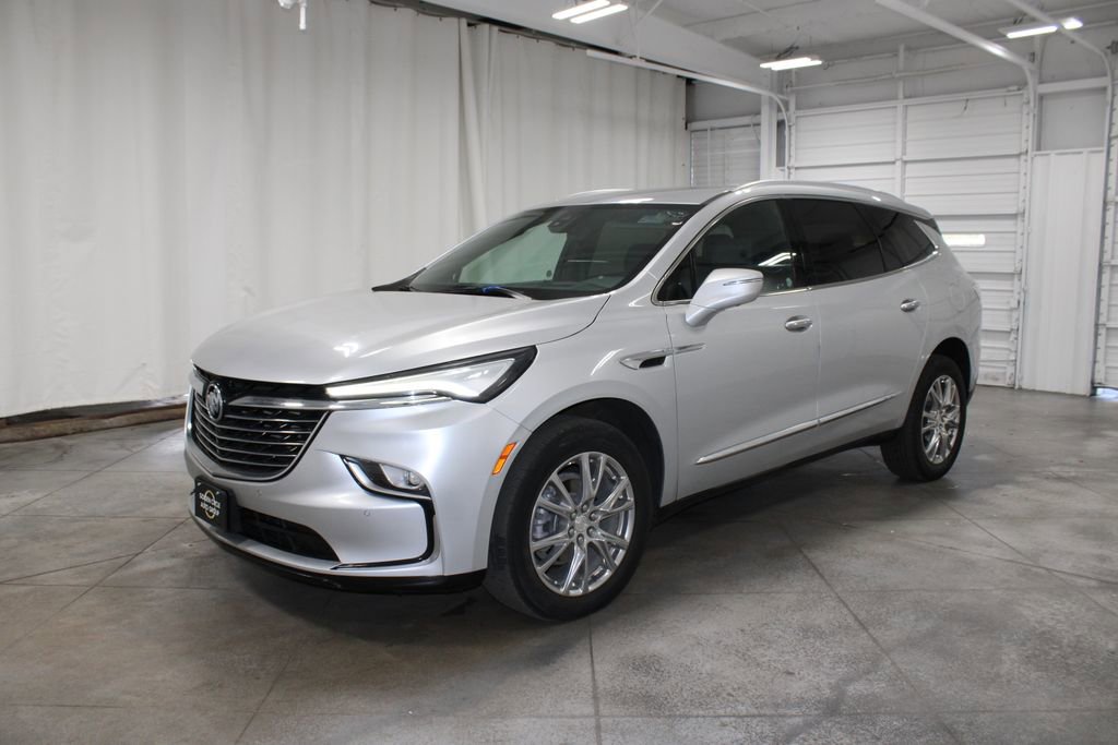 2022 Buick Enclave Premium photo 3