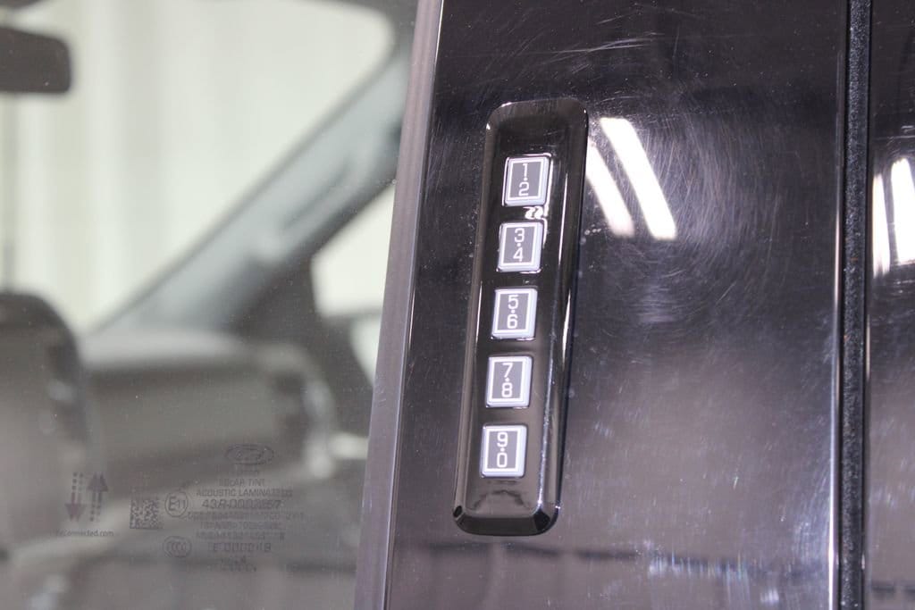 2024 Ford F-150 XLT - Photo 17