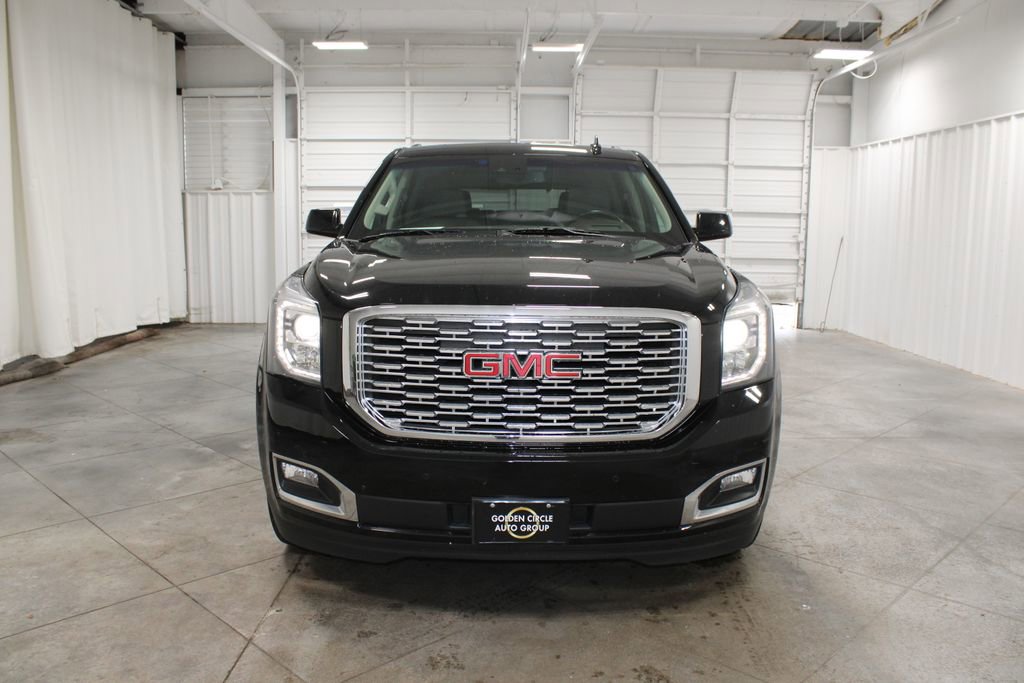 2019 Gmc Yukon Denali photo 2