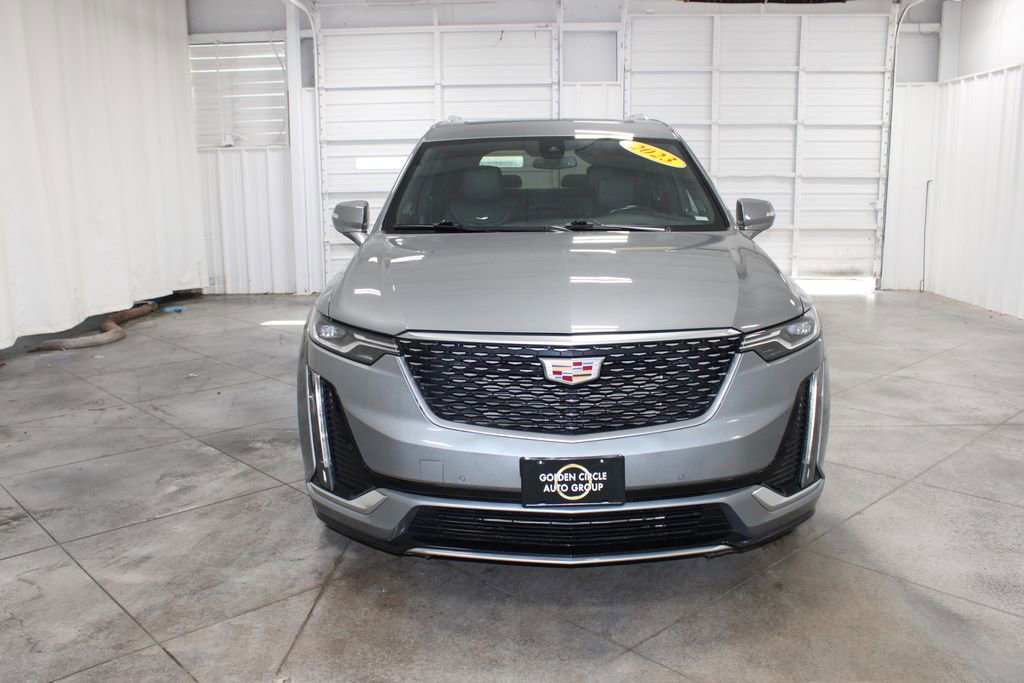 2023 Cadillac XT6 Premium Luxury photo 2