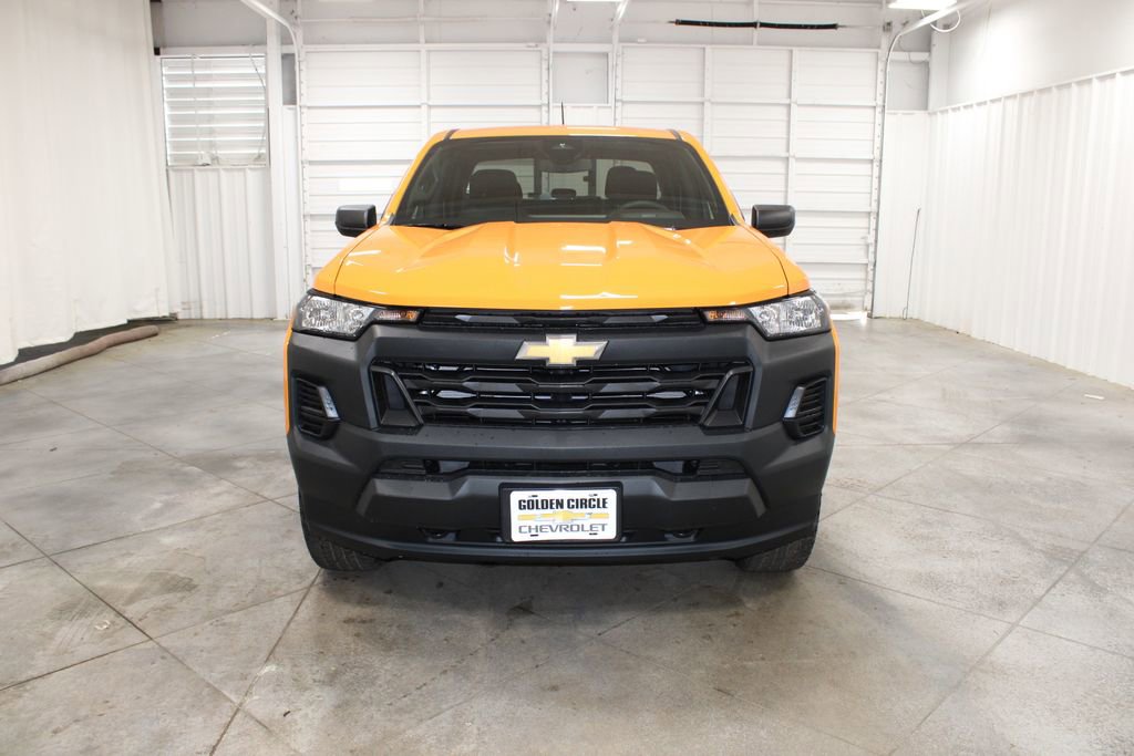 2025 Chevrolet Colorado Work Truck photo 2