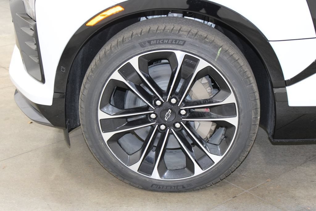 2026 Chevrolet Blazer EV SS - Photo 47