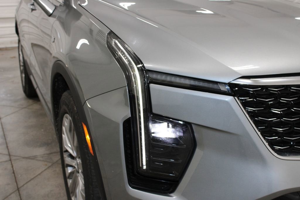 2024 Cadillac XT4 Premium Luxury - Photo 11