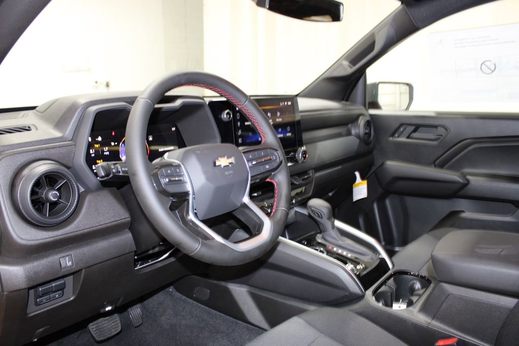 2025 Chevrolet Colorado Work Truck - Photo 21