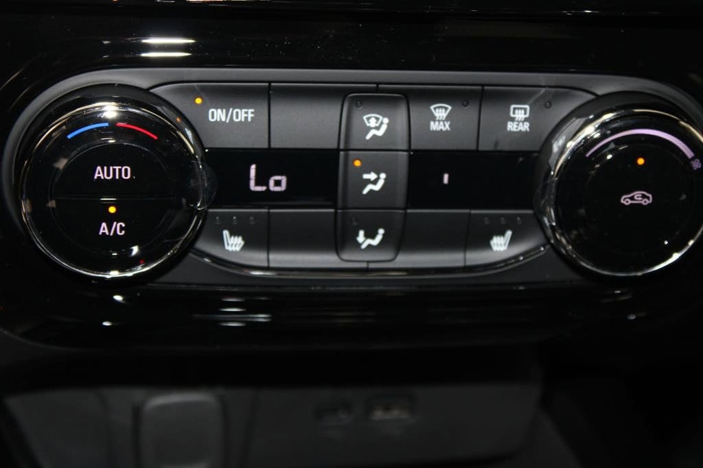 2026 Chevrolet Trax RS - Photo 43