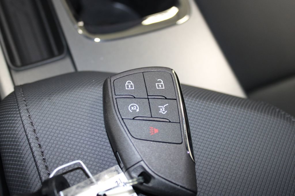 2026 Chevrolet Equinox EV RS - Photo 61