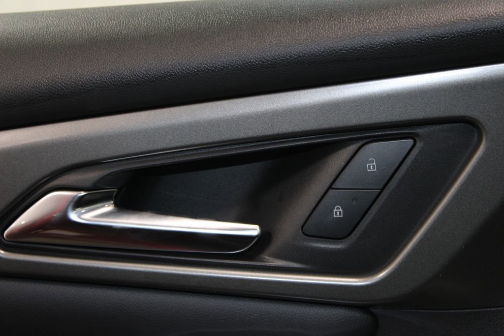 2026 Chevrolet Traverse LT - Photo 39
