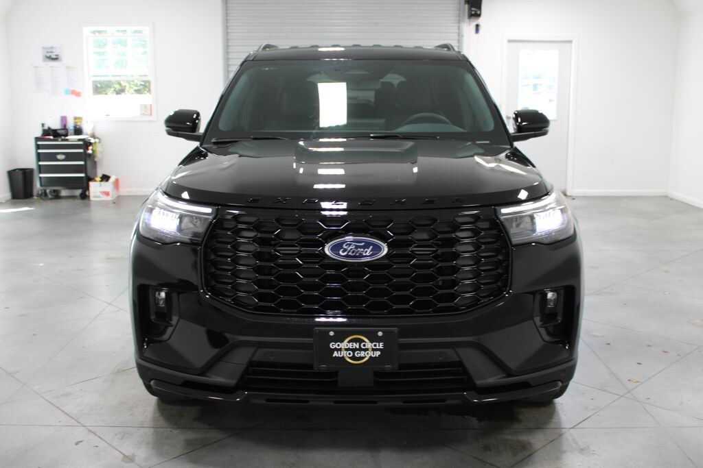 New 2025 Ford Explorer ST-Line SUV