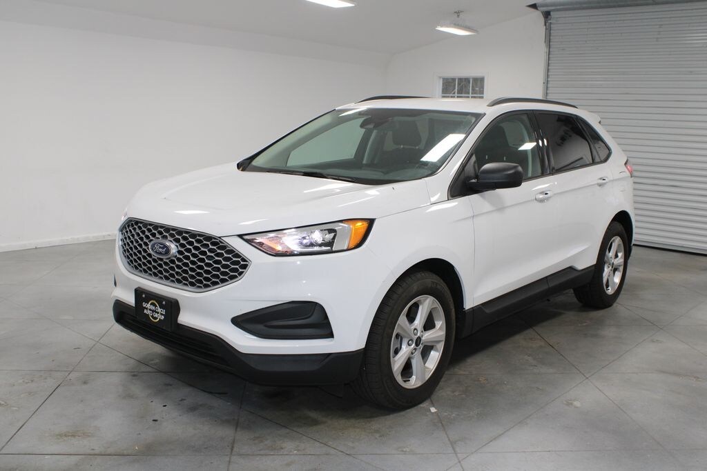 Used 2024 Ford Edge SE SUV