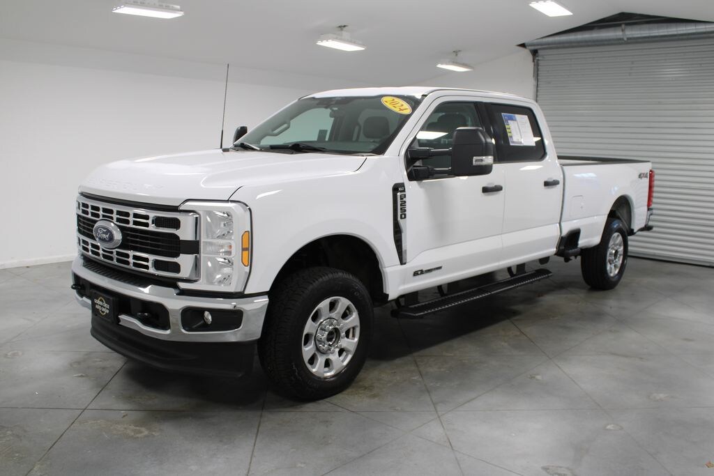 Used 2024 Ford F-250SD XLT Truck