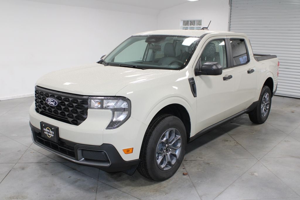 New 2025 Ford Maverick XLT Truck