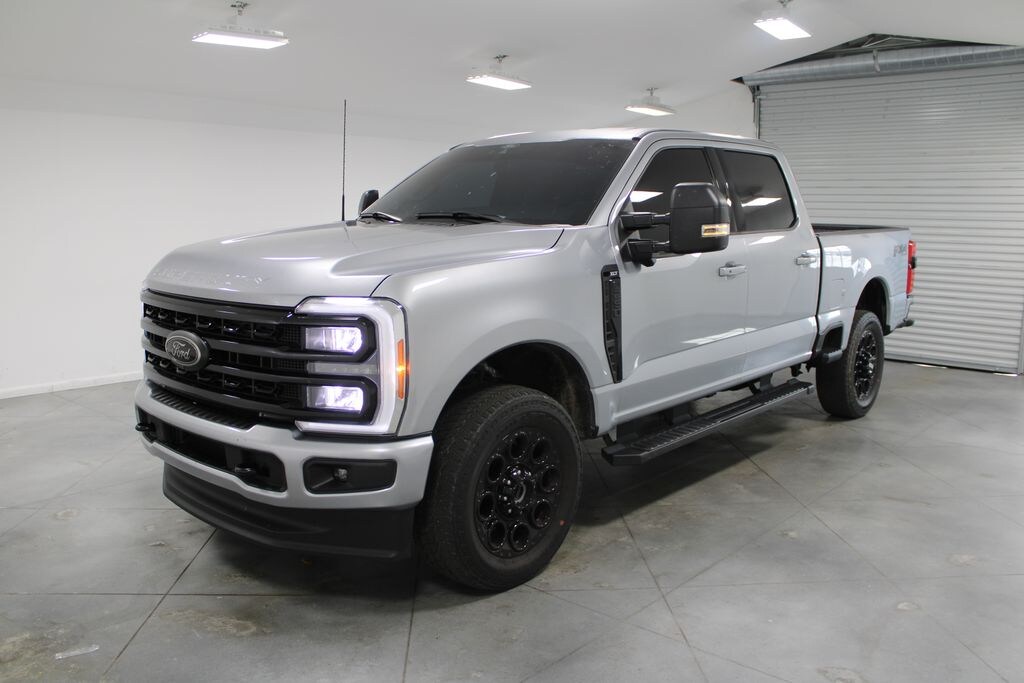 Used 2024 Ford F-250SD XLT Truck