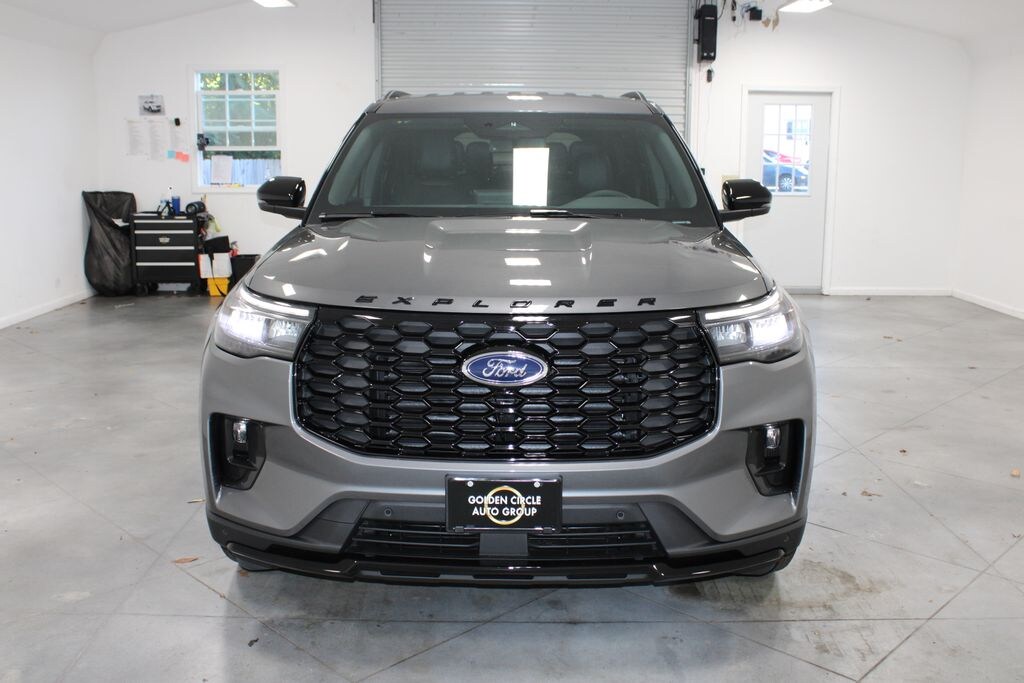 New 2025 Ford Explorer ST-Line SUV
