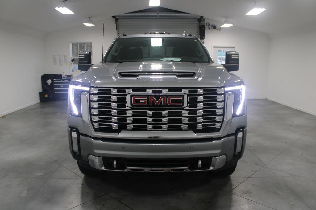 Used 2025 GMC Sierra 2500HD Denali Truck
