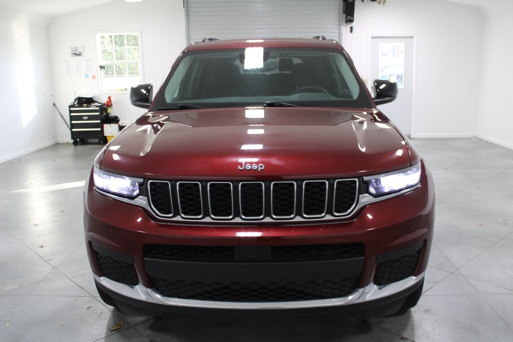 Used 2023 Jeep Grand Cherokee L Laredo SUV