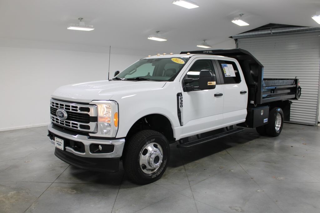 Used 2023 Ford F-350SD XL Chassis