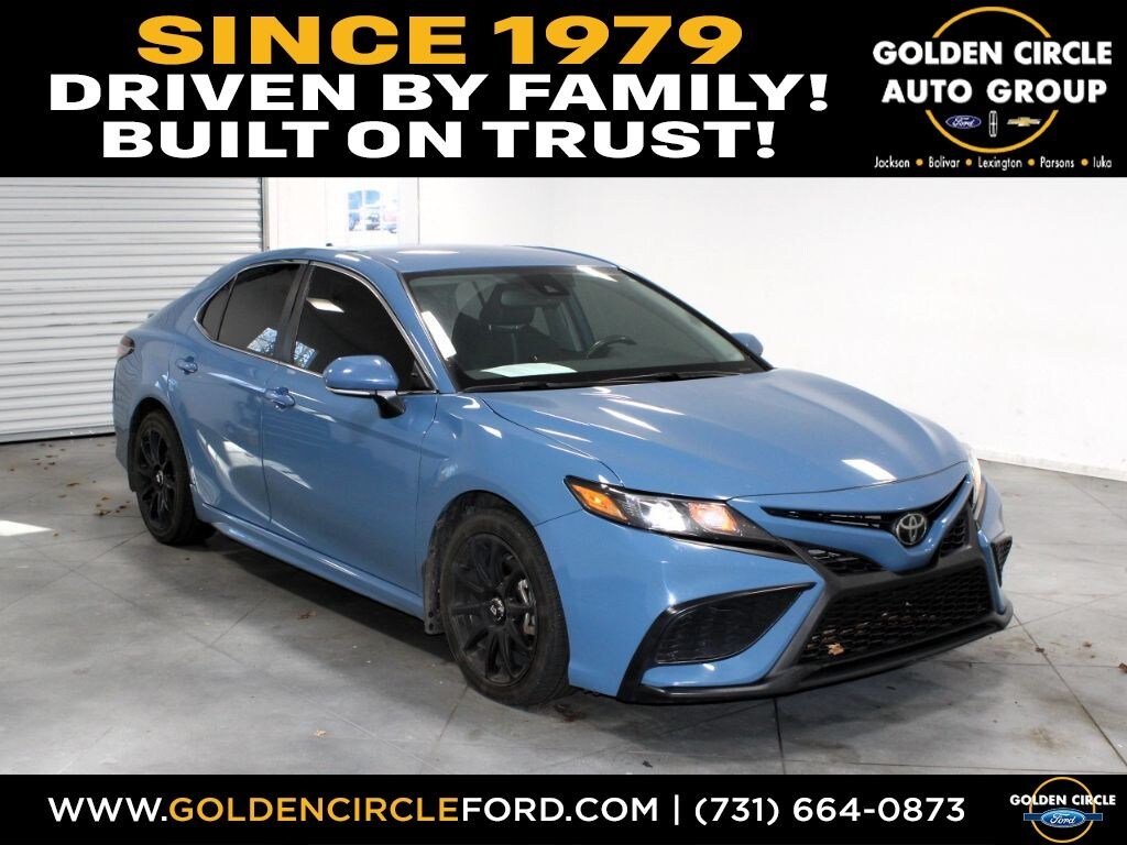 Used 2023 Toyota Camry SE Sedan