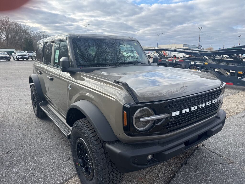 New 2025 Ford Bronco Outer Banks SUV