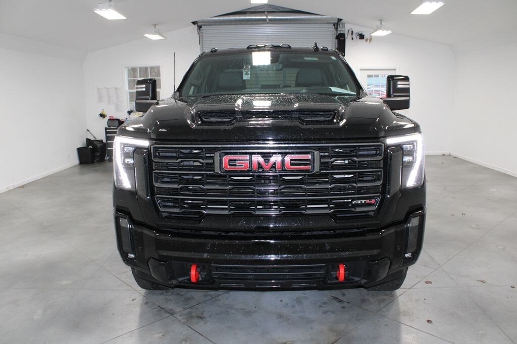 Used 2024 GMC Sierra 2500HD AT4 Truck