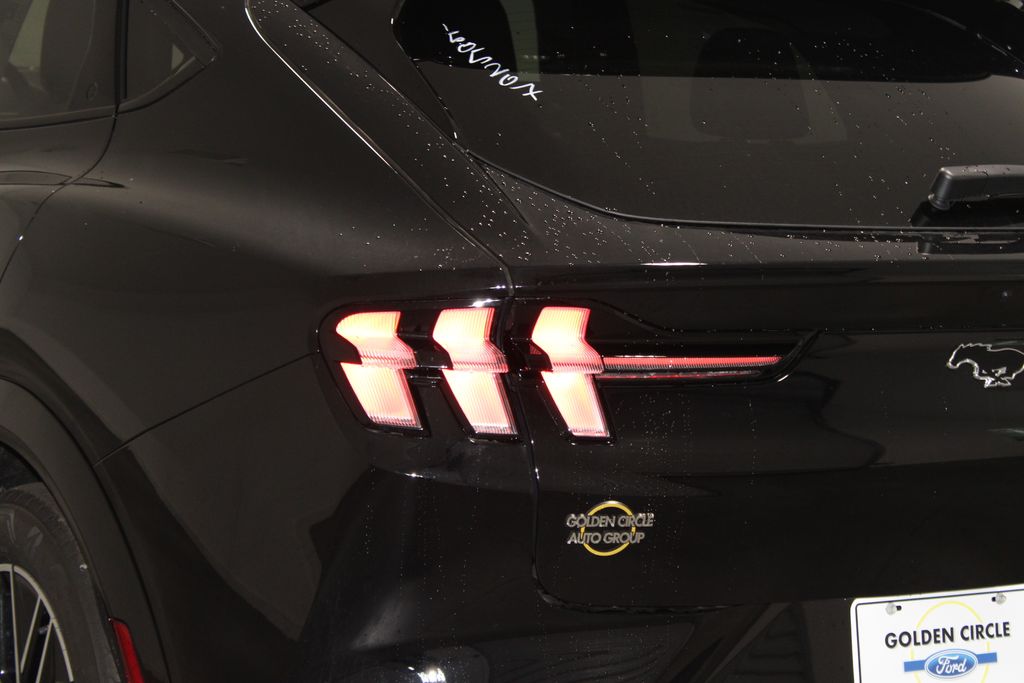 2025 Ford Mustang Mach-E Premium - Photo 57