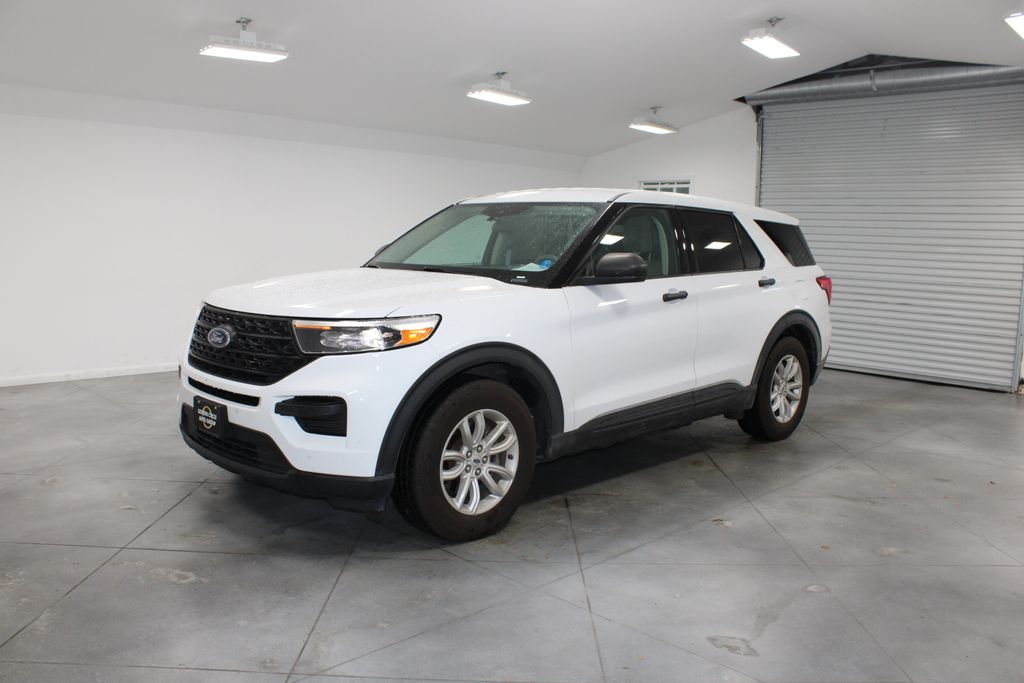2021 Ford Explorer Base photo 2