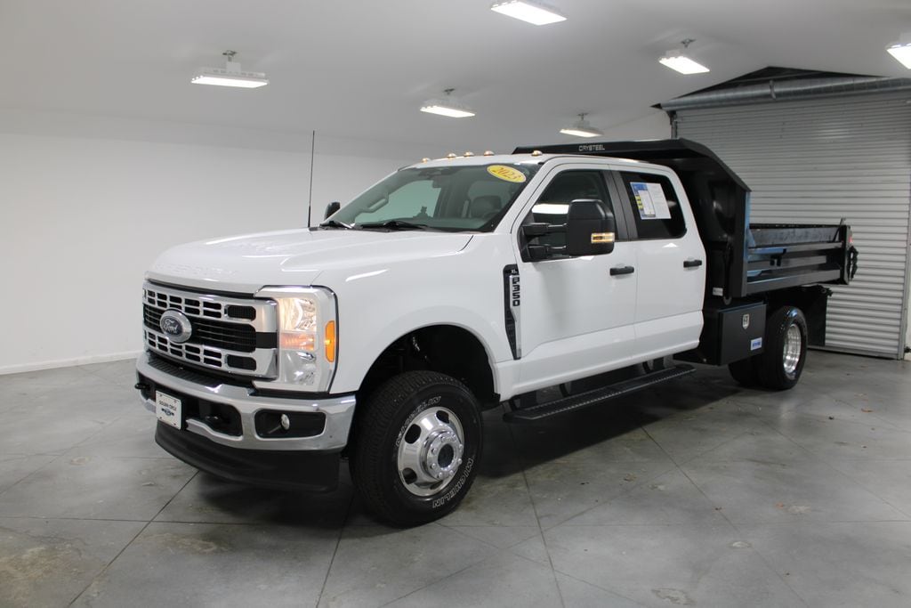 Used 2023 Ford F-350SD XL Chassis